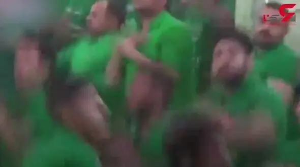 فیلمی جالب از مراسم سینه زنی عاشقان امام حسین (ع) با نوحه خوانی رپ