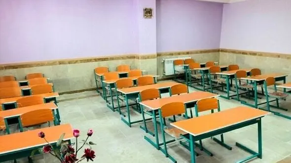 آموزش حضوری در مدارس موقتا تعطیل شود / ناکافی بودن بسته اینترنتی دولت برای معلمان