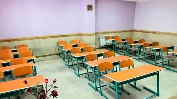 آموزش حضوری در مدارس موقتا تعطیل شود / ناکافی بودن بسته اینترنتی دولت برای معلمان