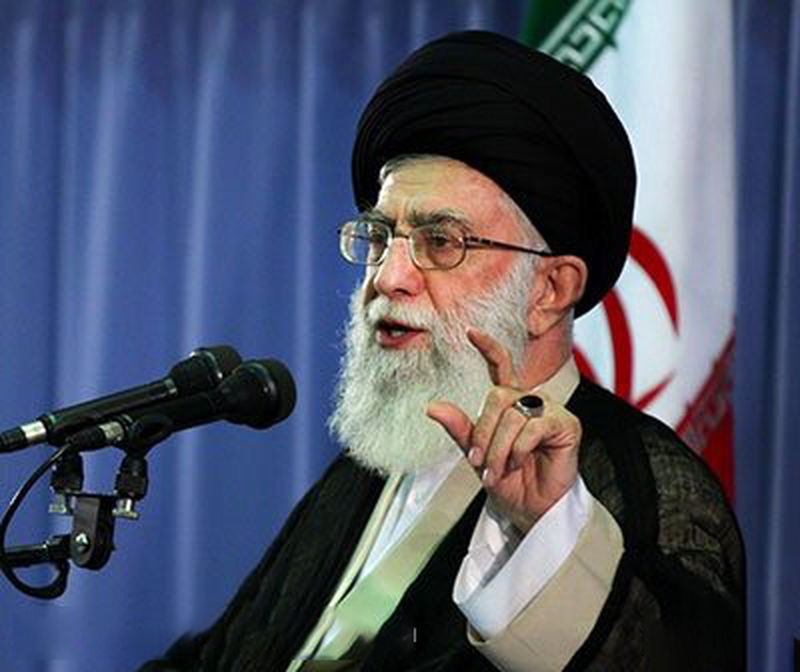 انگشتر آیت الله خامنه ای 