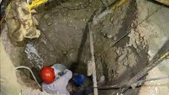 جسد 2 نفر از چاه بیرون کشیده شد / در خمین رخ داد