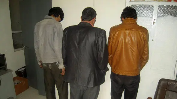 این 3 نفر با 200 هزار تومان ویزای ایتالیا می دادند!