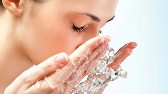 بهترین راهکارهای شستشوی پوست صورت