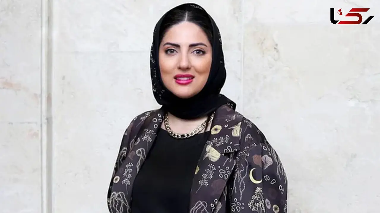 خود ناصرالدین شاه هم فکرش را نمی‌کرد عکسش روی مانتوی بازیگر ایرانی برود!