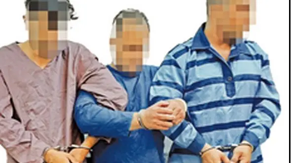 دزد بدشانس در صحنه فرار به حیاط کلانتری افتاد / این دزد به سرقت اعتیاد دارد