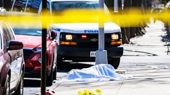 لحظه  شلیک مرگ به مردی بیخ گوش 2 کودک ! + فیلم