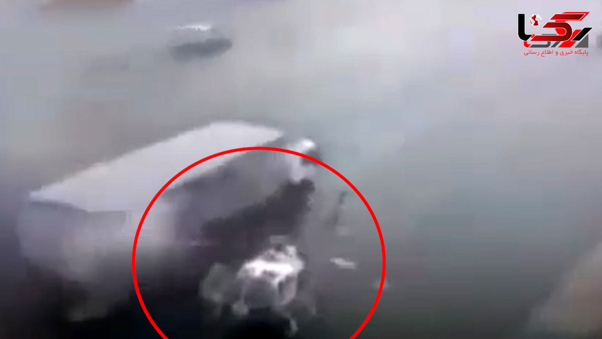 فیلم لحظه برخورد هلیکوپتر با تریلی وسط جاده
