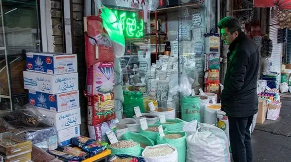 ایران رتبه ششم تورم مواد غذایی در جهان / با آمار کمتر از 10 درصد جمعیت زیر خط فقر، جامعه اخلاقی شکل می گیرد