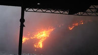آتش سوزی هولناک در محل نگهداری سوخت قاچاق در زاهدان / نجات 5 نفر از مرگ سوزناک