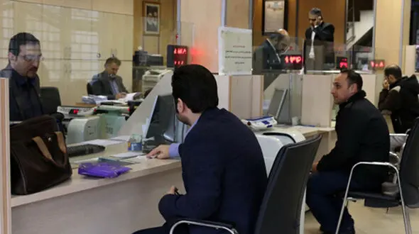 بانک‌ مرکزی آمار وام کارمندان بانک‌ ها را پنهان کرد