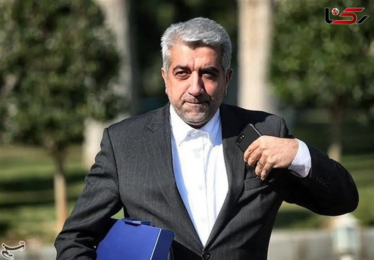 وحشت 2 ساعته در هواپیمای وزیر نیرو در آسمان /  بازگشت خطرناک در نقطه صفر فرودگاه