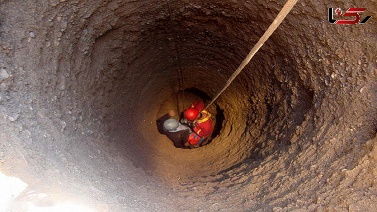 فیلم معجزه در عمق چاه 60 متری / مرد قمی زنده ماند 