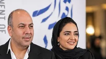 فیلم/ درخشش استایل زوج هنری در یک شب‌نشینی کاملاً هنری/  از تیپ متفاوت نرگس محمدی  تا لباس ساده علی اوجی!