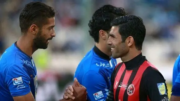 حسین بادامکی در صف خداحافظی