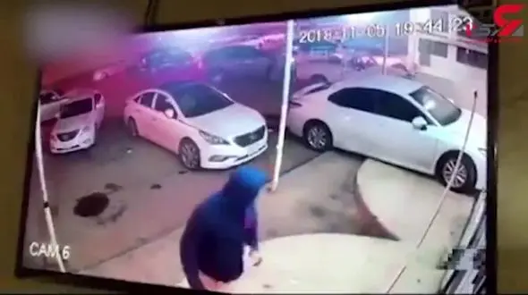 لحظه وحشتناک ورود راننده زن عربستانی با لندکروز به آرایشگاه !+فیلم 