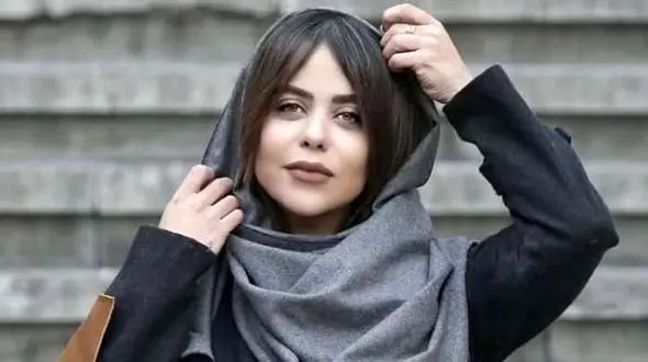 بیلی آیلیش ایرانی با این کت و شلوار شیک شکار شد