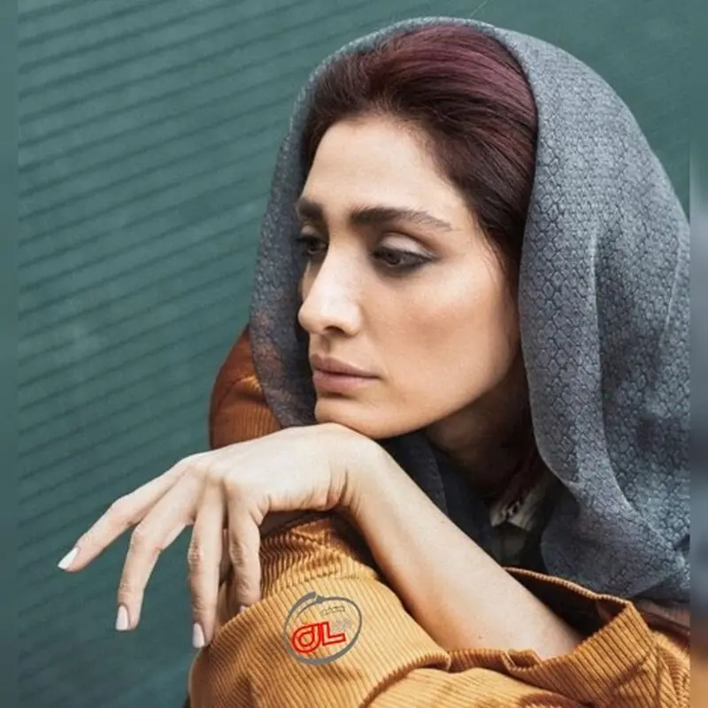 استایل مینا ساداتی و بیوگرافی او
