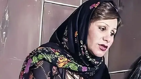 تصویری کمتر دیده شده از جشن تولد ۷۱ سالگی شهناز نامدار در کنار نسرین مقانلو