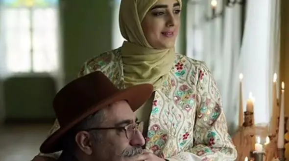 فیلم تولد ستاره سادات قطبی مجری مشهور تلویزیونی/ خانم مجری در جشن تولدش باحجابه اما مثل ماه پریان زیبا و خوش استایله!