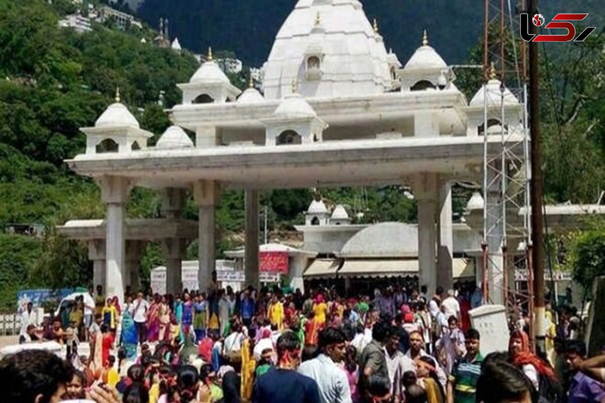 12 dead in stampede at religious shrine in India