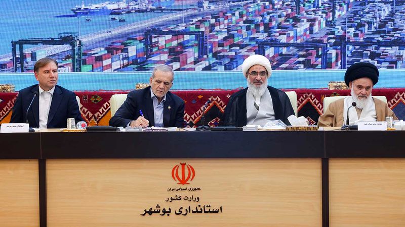 دکتر مسعود پزشکیان در نشست با فعالین اقتصادی استان بوشهر