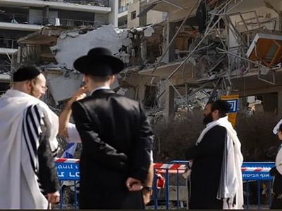 شلیک  ۴۵۰ موشک بالستیک و ۱۰۰ پهپاد به اسرائیل / خسارت سنگین موشک‌های ایرانی به اسرائیل 