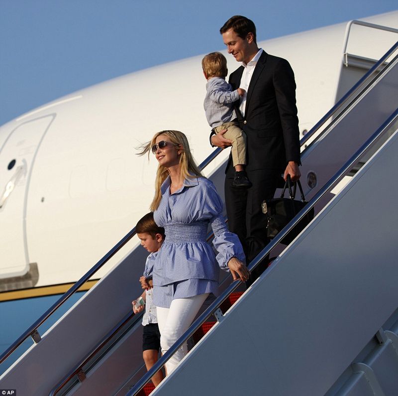 4EAE9FCD00000578-6005795-Ivanka_Jared_Kushner_and_their_two_other_children_followed_off_A-m-98_1532952655657