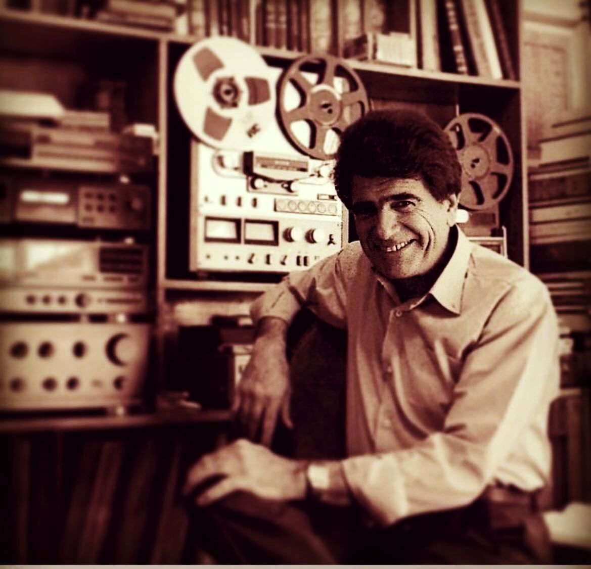 همایون شجریان پسر استاد بزرگ موسیقی ایران یک پست احساسی را برای پدرش محمدرضا شجریان منتشر کرد که اشک همه را درآورد.