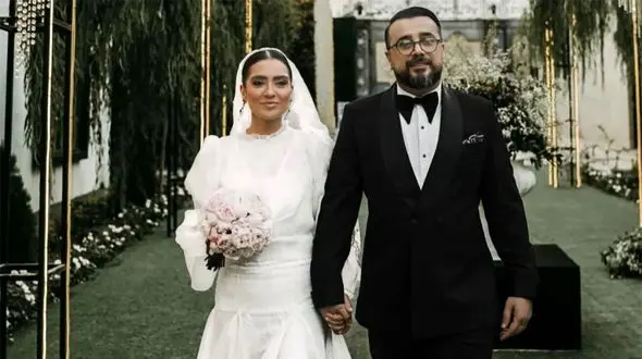 اعتراف متفاوت سپند امیرسلیمانی درباره سیگار؛ مادرم سیگاری بود، پدرم پیپ می کشید!
