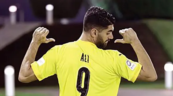  کوچ بزرگ علی کریمی به لیگ ترکیه(عکس)