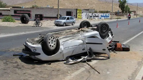 2 کشته و زخمی در واژگونی پژو ۲۰۶ در خمین  