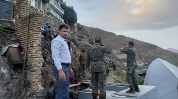 حضور به موقع پلیس در مناطق سیل زده تهران