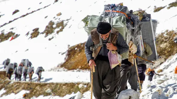 16 هزار کولبر صاحب شغل پایدار شدند