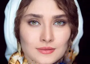 عکس ها / نگاهی به چیدمان محشر و فوق مدرن خانه شبیه کاخ ساناز سعیدی .../ از آشپزخانه حسرت برانگیز تا ....تابلوهایی که منحصر بفردند ....