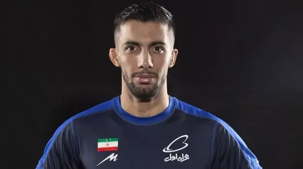 حمله شدید قهرمان جهان به مسئولان ورزش: چرا باید بازیکنان تیم ملی فوتبال حواله خودرو بگیرند؟/ زمان پاداش دادن کسی سراغ کشتی را نمی گیرد/ مگر بین ما و فوتبالیست‌ها تفاوتی وجود دارد ؟