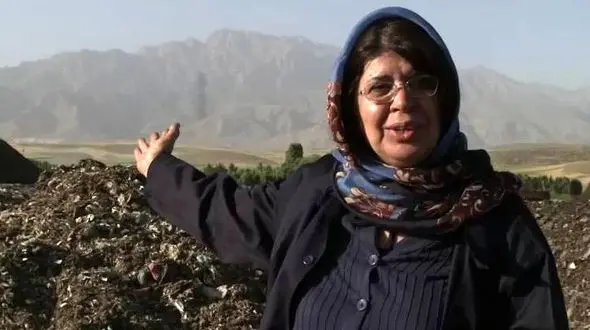 پسماند بیماری و آفت ملی است/از یارانه افراد هزینه پردازش پسماند به استانداری ها واریز شود/ یک نفر 300 کیلوگرم پسماند درسال تولید می‌کند