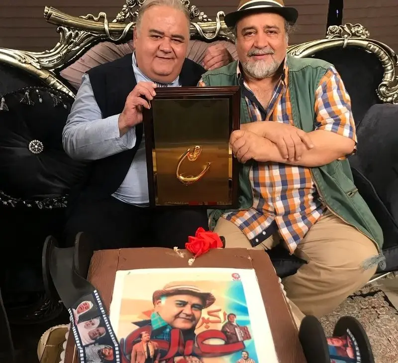 چیدمان منزل اکبر عبدی