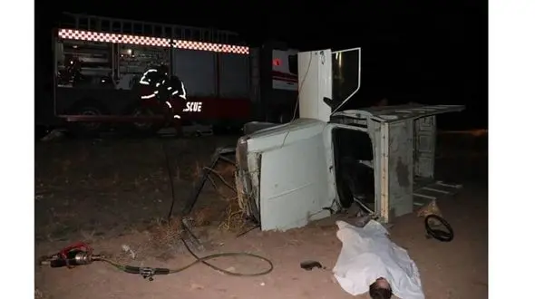 عکس جنازه مرد نیشابوری کنار وانت چپ شده