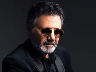 عکس عروسی دختر زیبا و خوش اندام معین و داماد تپلی اش ! + دانلود آهنگ معین به نام دلم تنگه