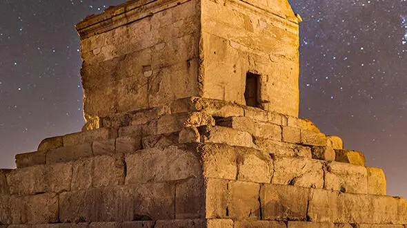 از سومین جزیره بزرگ ایران تا نماد تمدن در ایران