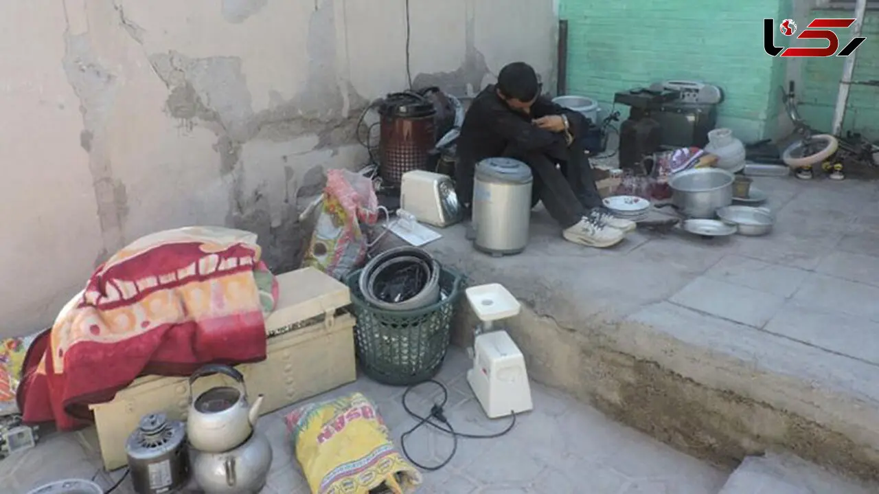 سارق منازل در ریگان دستگیر شد 