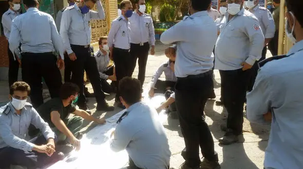 آتش نشانی آبادان تعطیل شد / آتش نشانان اعتصاب کردند + تصاویر