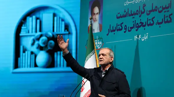 کتاب و کتابخوانی، کشور را از چالش‌ها عبور می‌دهد 