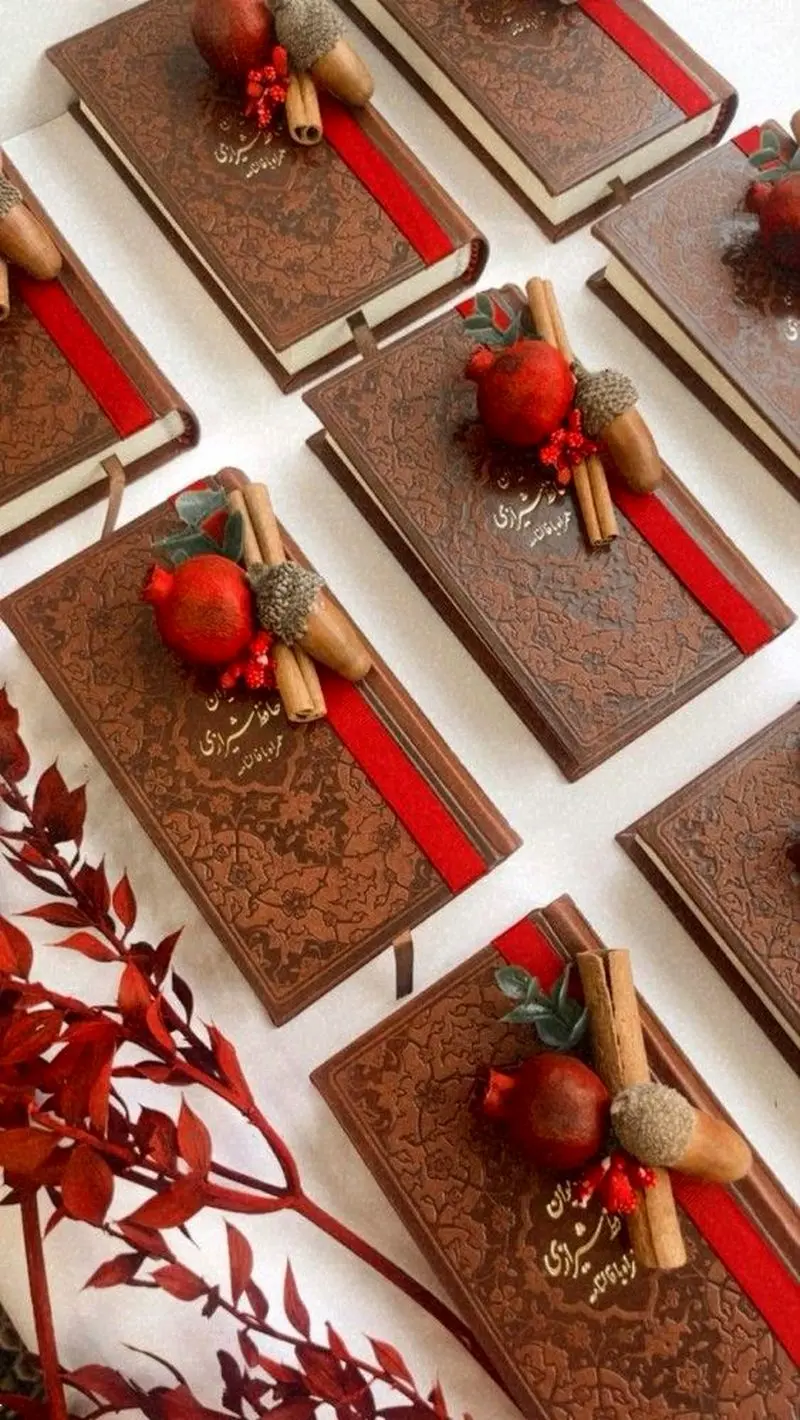 ایده گیفت شب یلدا | شیک ترین و جذاب ترین ایده گیفت شب یلدا برای عروس و مهمانی 1404 که خیلی کیوت جذاب و خاصه!