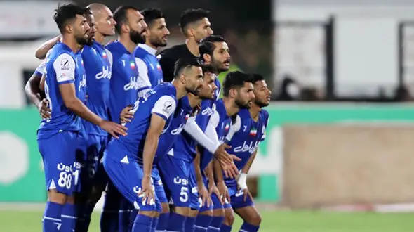 تدبیر باشگاه استقلال برای افزایش روحیه بازیکنان در آستانه دربی/ بخشیدن جرائم انضباطی و واریز پاداش 