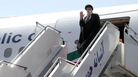 رئیس جمهور وارد بندرعباس شد/ برنامه های ایشان چیست؟