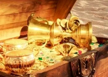 کشف گنج 2 هزار ساله در غرب تهران / این مجسمه زنانه در کجا دفن بود !