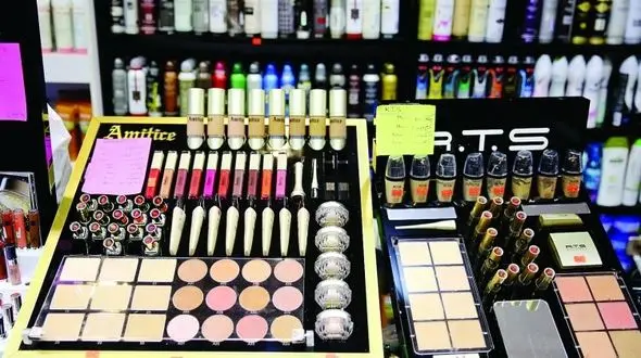 سلطه اینستاگرام بر بازار لوازم آرایشی