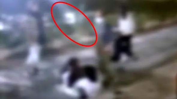 فیلم قمه کشی دختران نوجوان در پارک / تولد هلیا قمه کش دیگر با خشونت شوک آور!