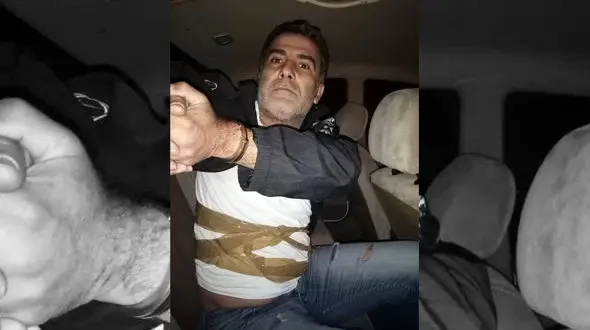 عکس / من بمب گذاری شدم ! + جزئیات هواپیماربایی در آسمان اهواز